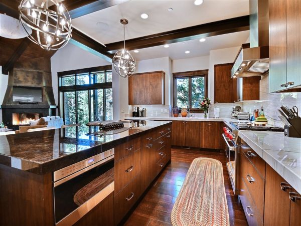 Six Bedroom Ski in Ski Out Mountain Home in Park City