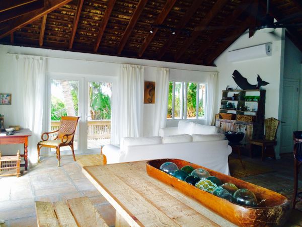 Beachront Cottage with Private Pool