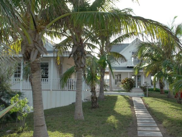 Bahamas Home 958580