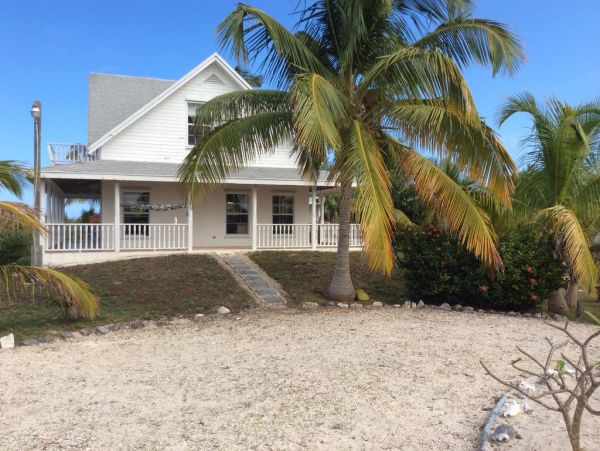 Bahamas Home 958580