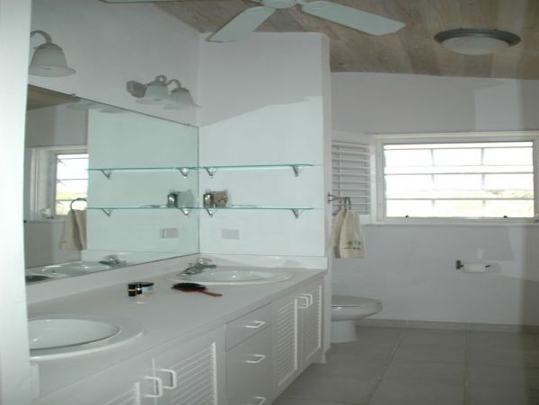 Bahamas Home 958580