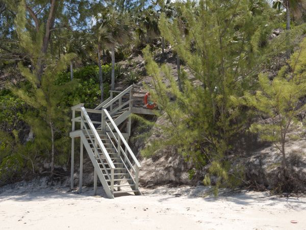 Bahamas Home 958582