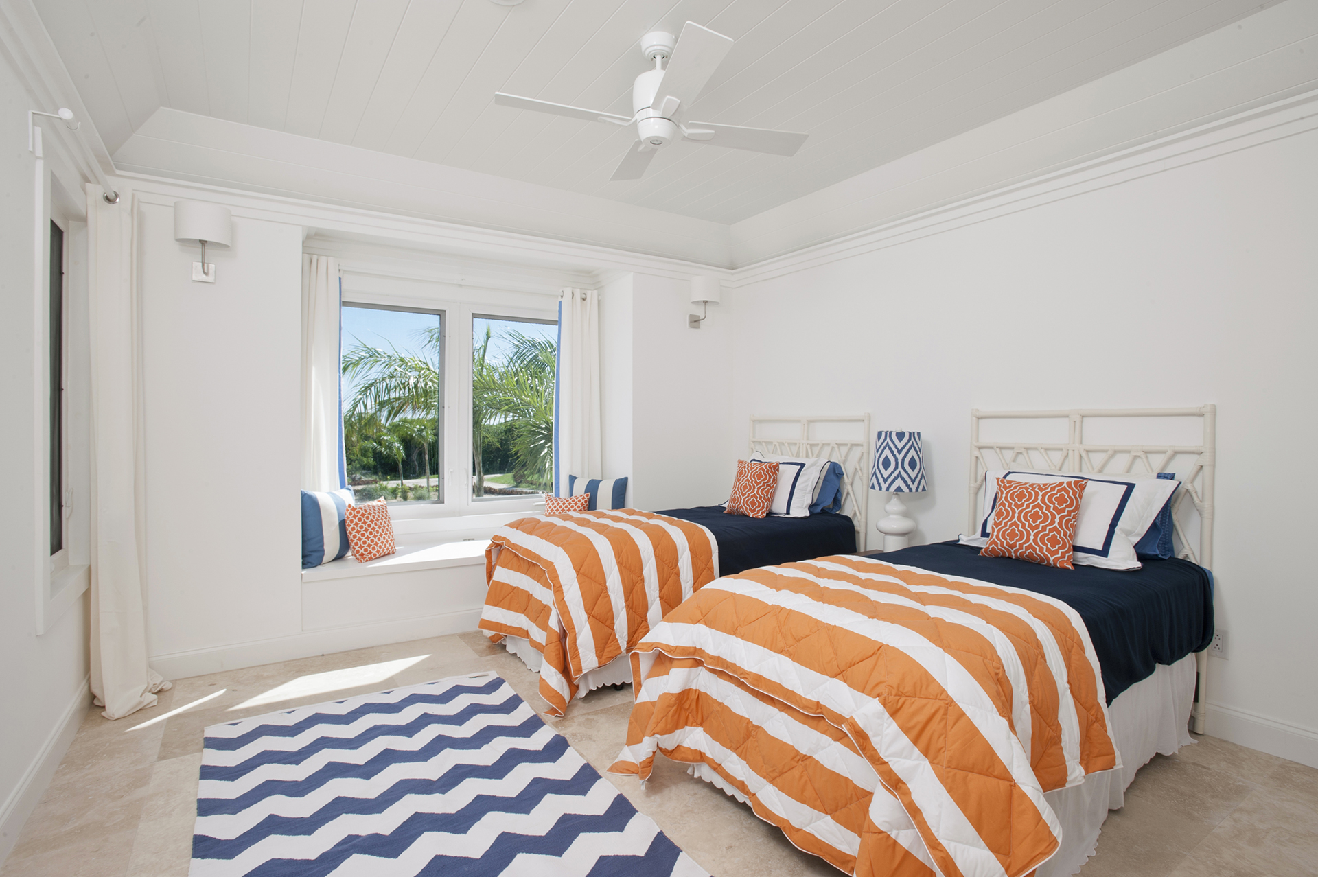 Bahamas Condo 958584