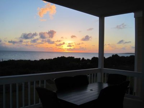 Bahamas Condo 958585