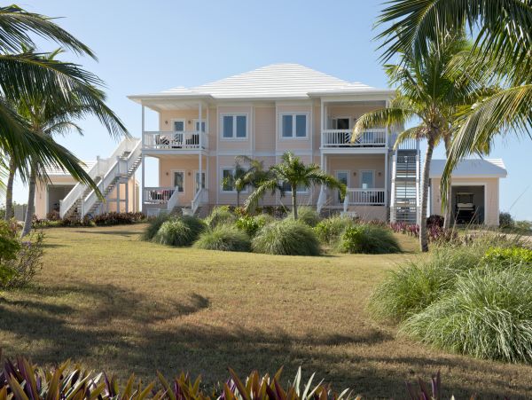 Bahamas Condo 958585