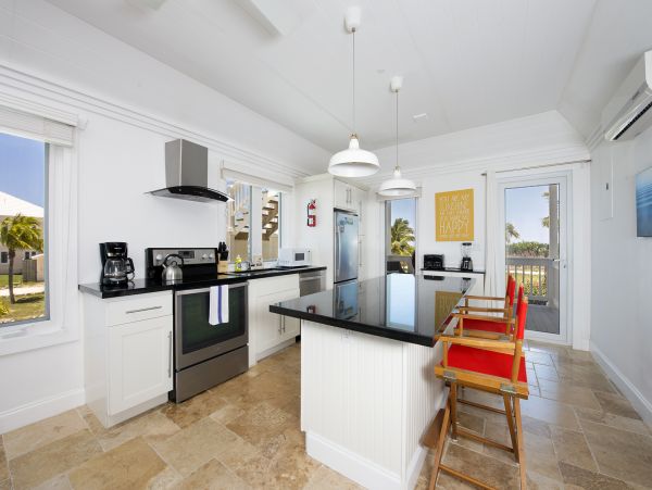 Bahamas Condo 958585