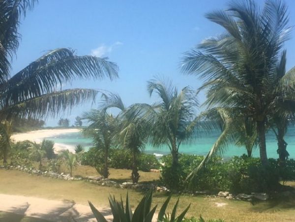 Bahamas Home 958586