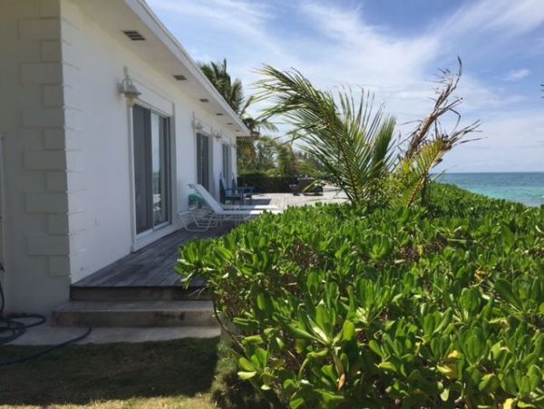 Bahamas Home 958586
