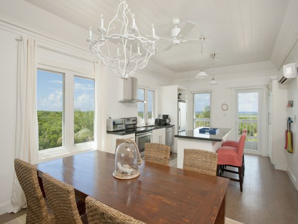Bahamas Condo 958589