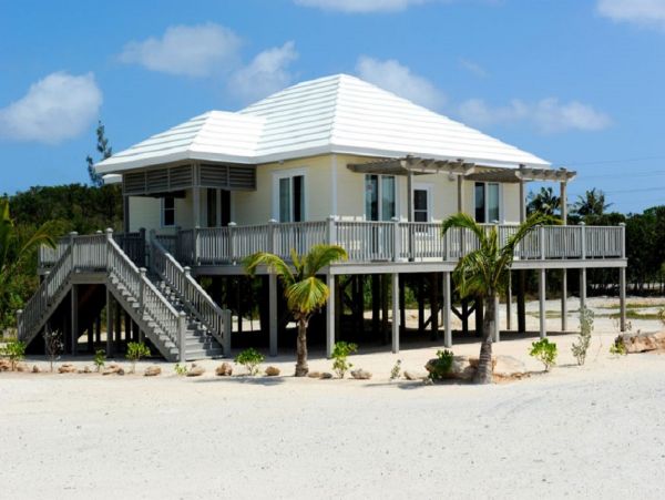 Bahamas Home 958590