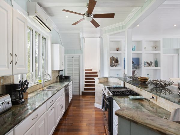 Bahamas Home 958591