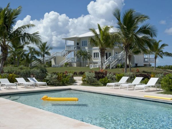 Bahamas Condo 958592