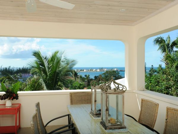Bahamas Home 958595