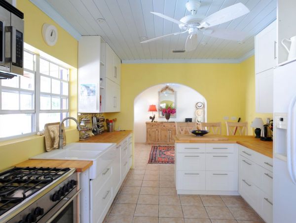 Bahamas Home 958595
