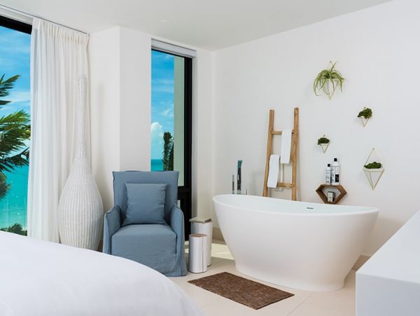 Extraordinary Turks and Caicos Vacation Estate On The Beach