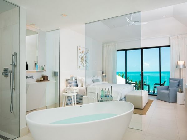 Extraordinary Turks and Caicos Vacation Estate On The Beach