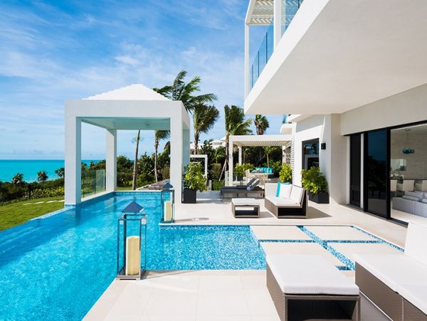 Extraordinary Turks and Caicos Vacation Estate On The Beach