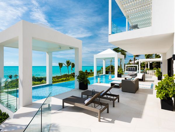 Extraordinary Turks and Caicos Vacation Estate On The Beach