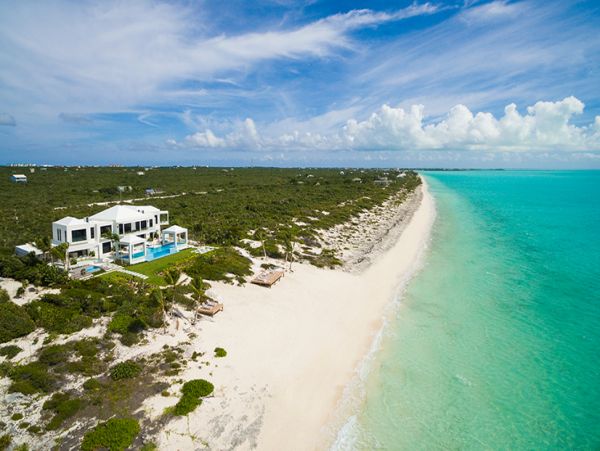 Extraordinary Turks and Caicos Vacation Estate On The Beach