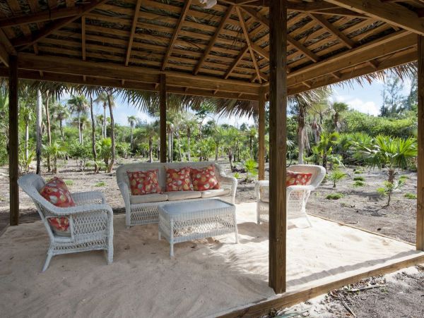 Bahamas Home 958599