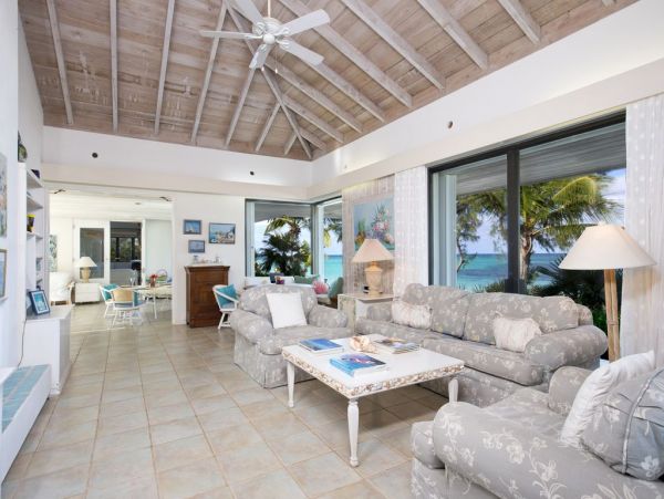 Bahamas Home 958602