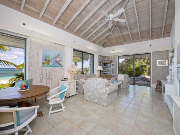 Bahamas Home 958602