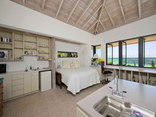 Bahamas Home 958602