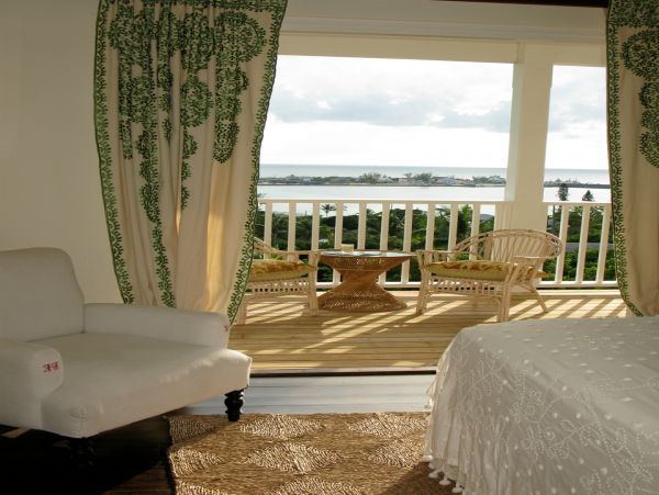 Bahamas Home 958604