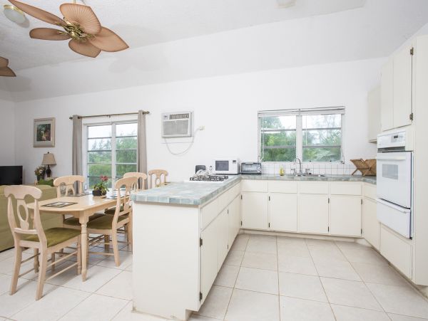 Bahamas Home 958608