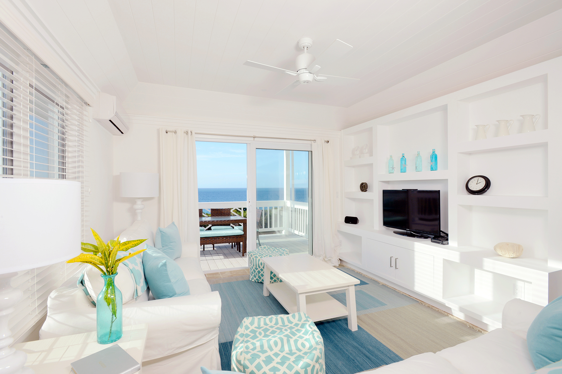 Bahamas Condo 958609