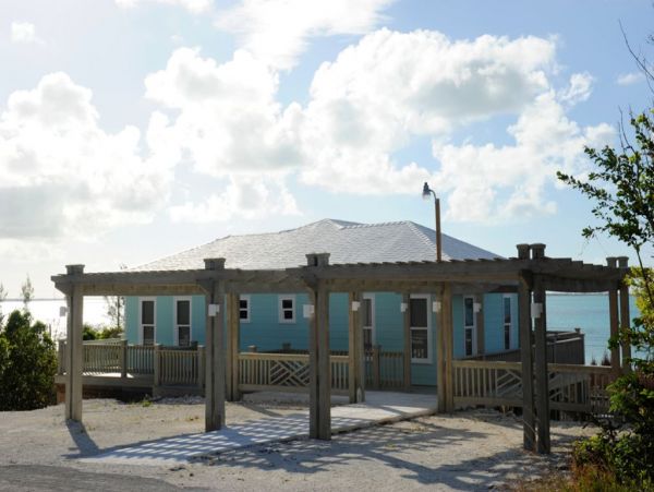 Bahamas Home 958611