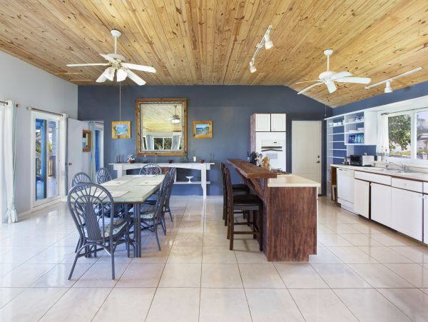 Bahamas Home 958612