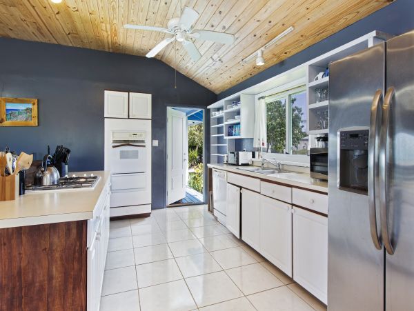Bahamas Home 958612