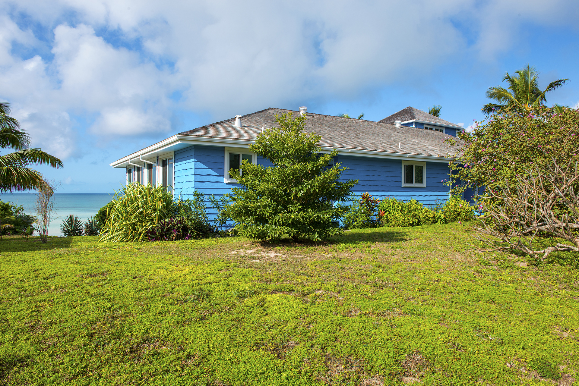 Bahamas Home 958612