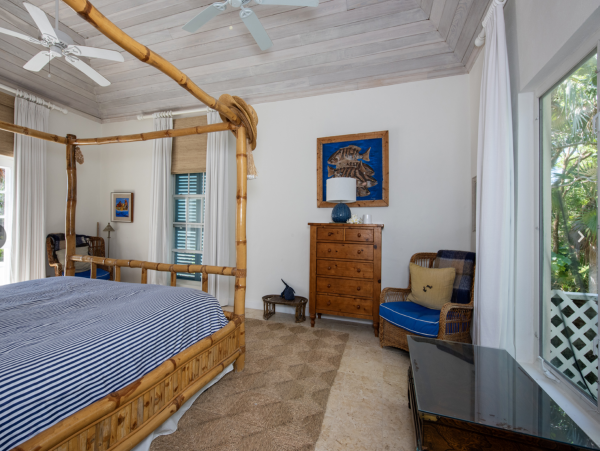 Main Beach Villa Plus Recently New Addition of Guest House