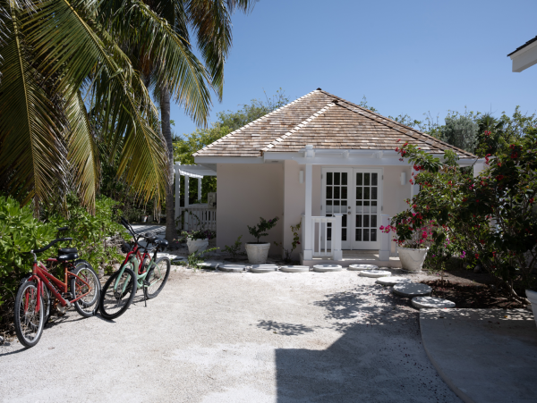 Main Beach Villa Plus Recently New Addition of Guest House