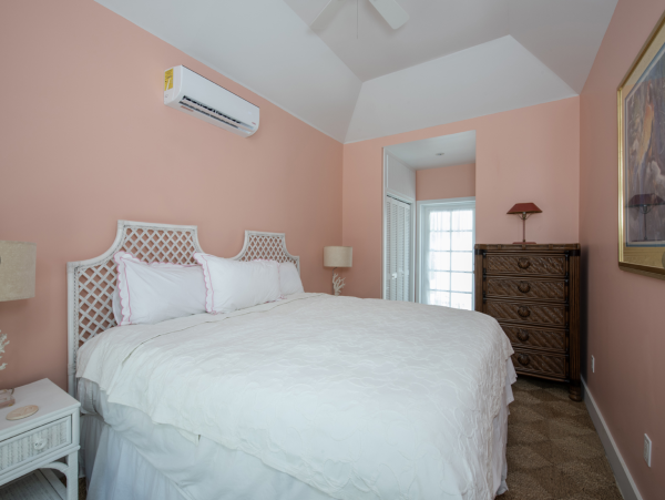 Main Beach Villa Plus Recently New Addition of Guest House