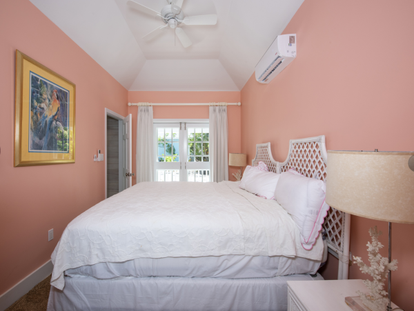 Main Beach Villa Plus Recently New Addition of Guest House
