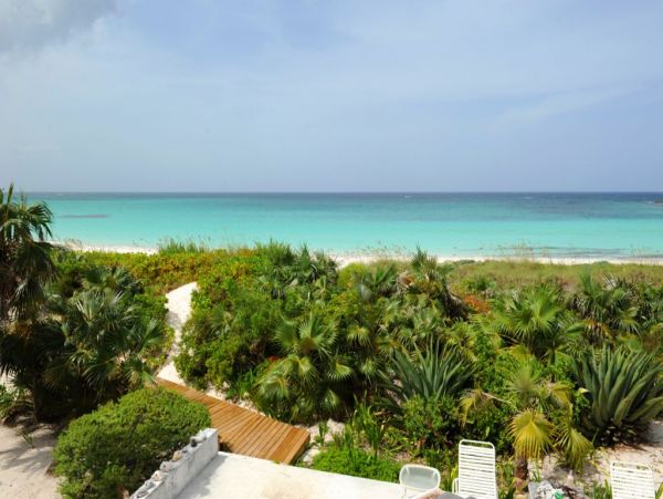 Bahamas Home 958615