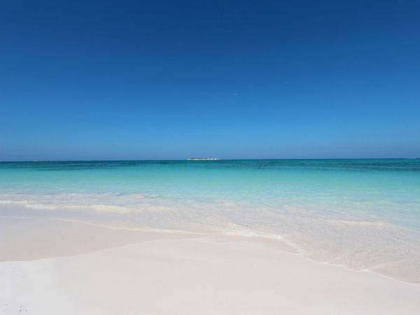 Luxurious Beachfront Estate with Private Cottages in Double Bay