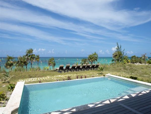 Bahamas Home 958621