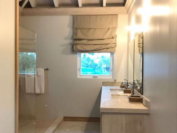 Bahamas Home 958621