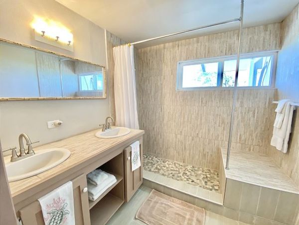 Bahamas Beachfront Vacation Home 5 Bedroom & Private Pool