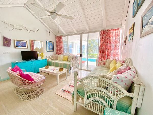 Bahamas Beachfront Vacation Home 5 Bedroom & Private Pool