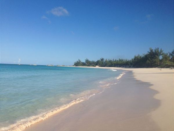 Bahamas Beachfront Vacation Home 5 Bedroom & Private Pool