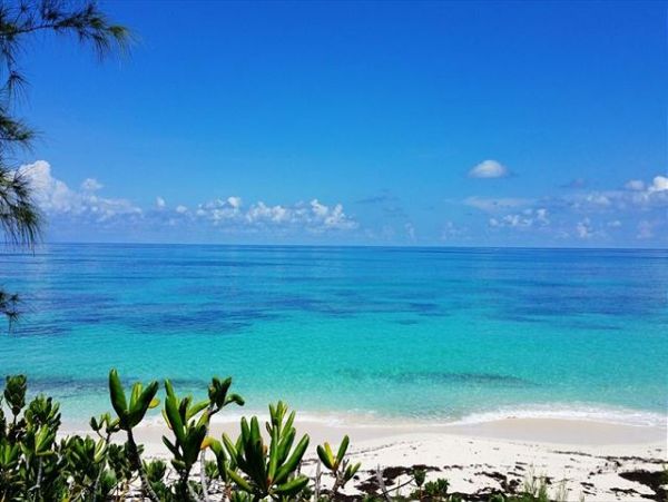 Bahamas Home 958629