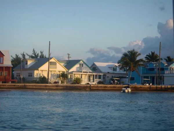Bahamas Home 958638