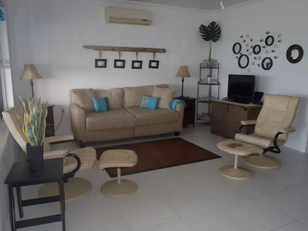 Bahamas Home 958638