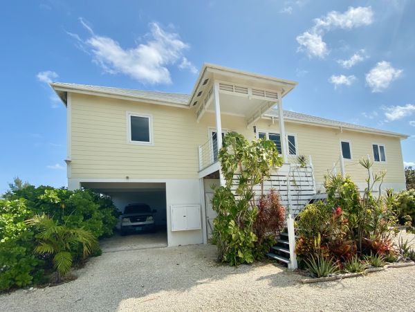 Bahamas Home 958640