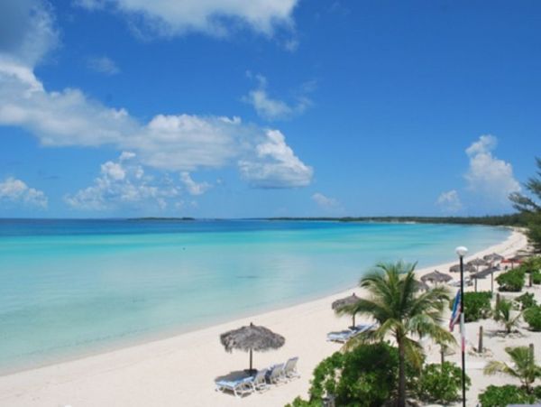 Bahamas Home 958642